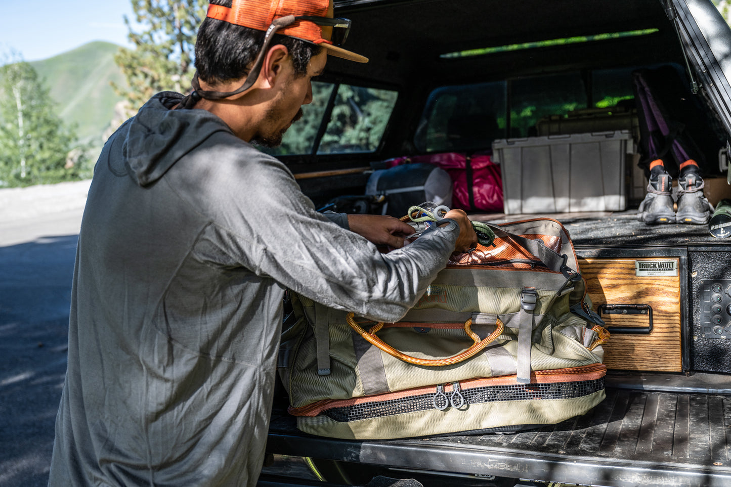 Cimarron Wader Duffel - Sand